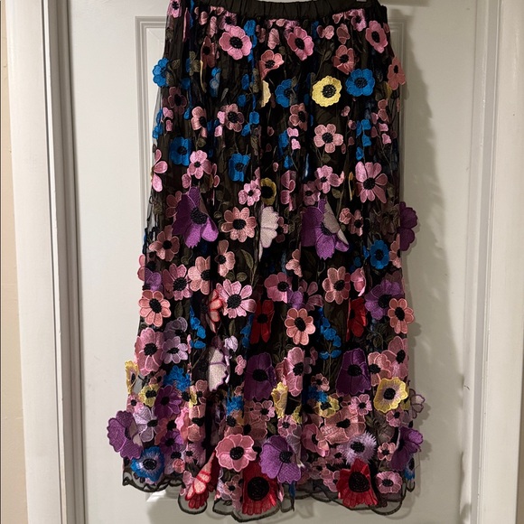 Anthropologie Dresses & Skirts - Floral Embroidered Skirt